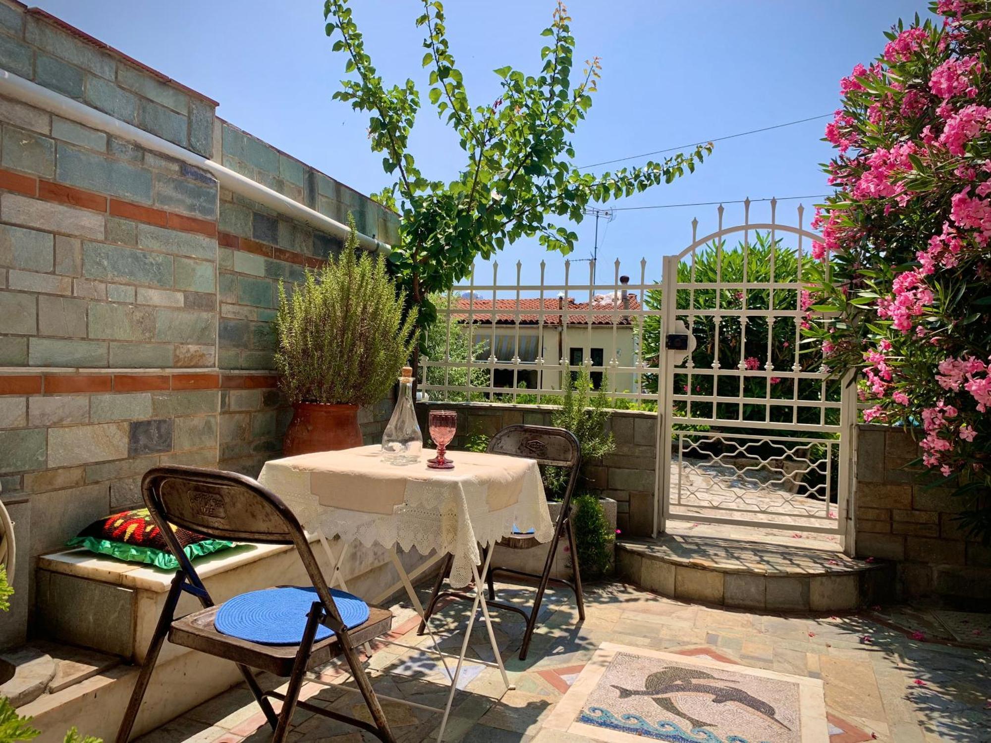 Gemuetliches Appartement In Ano Poli Soluň Exteriér fotografie